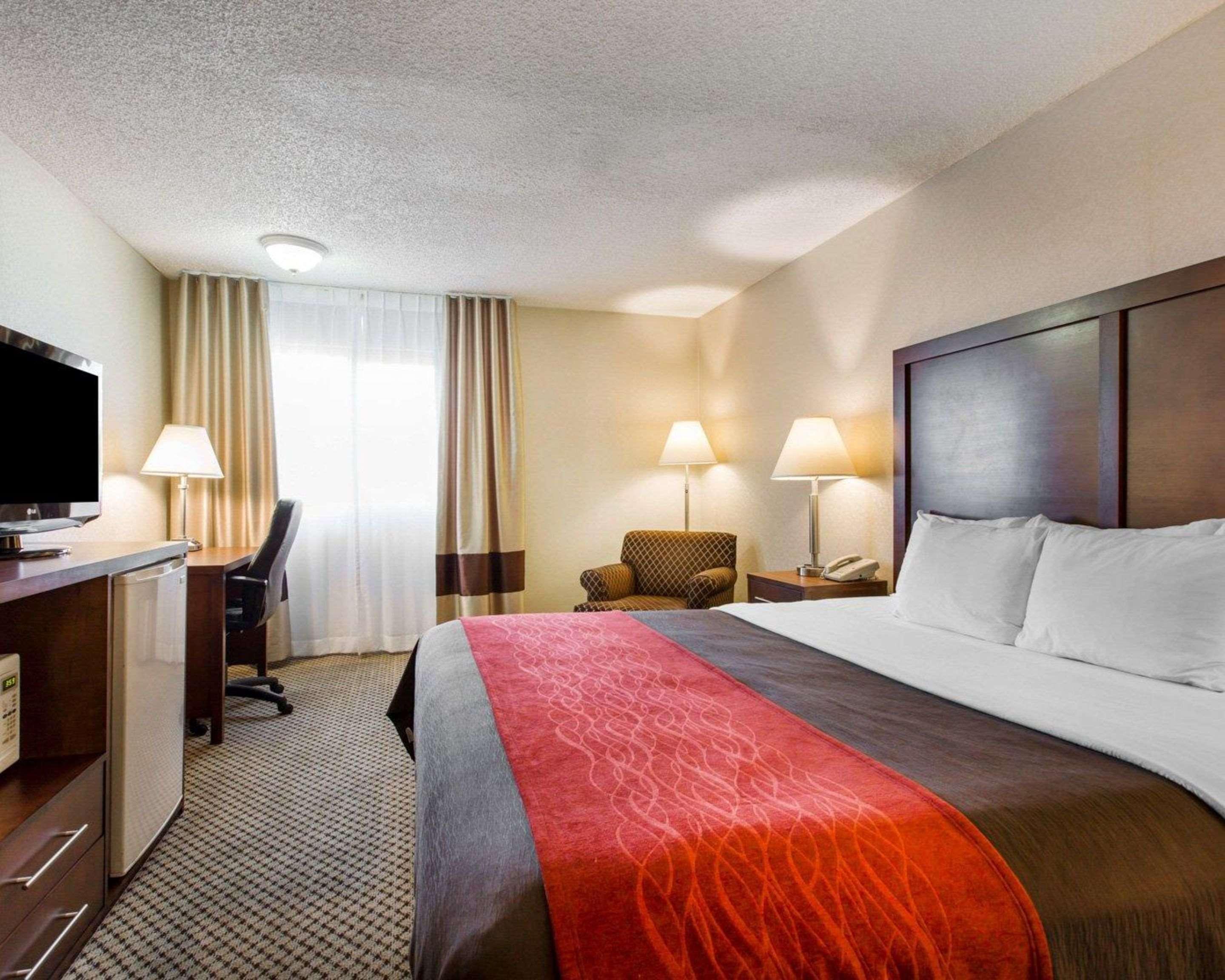 Comfort Inn & Suites Moreno Valley Near March Air Reserve Base Exteriör bild