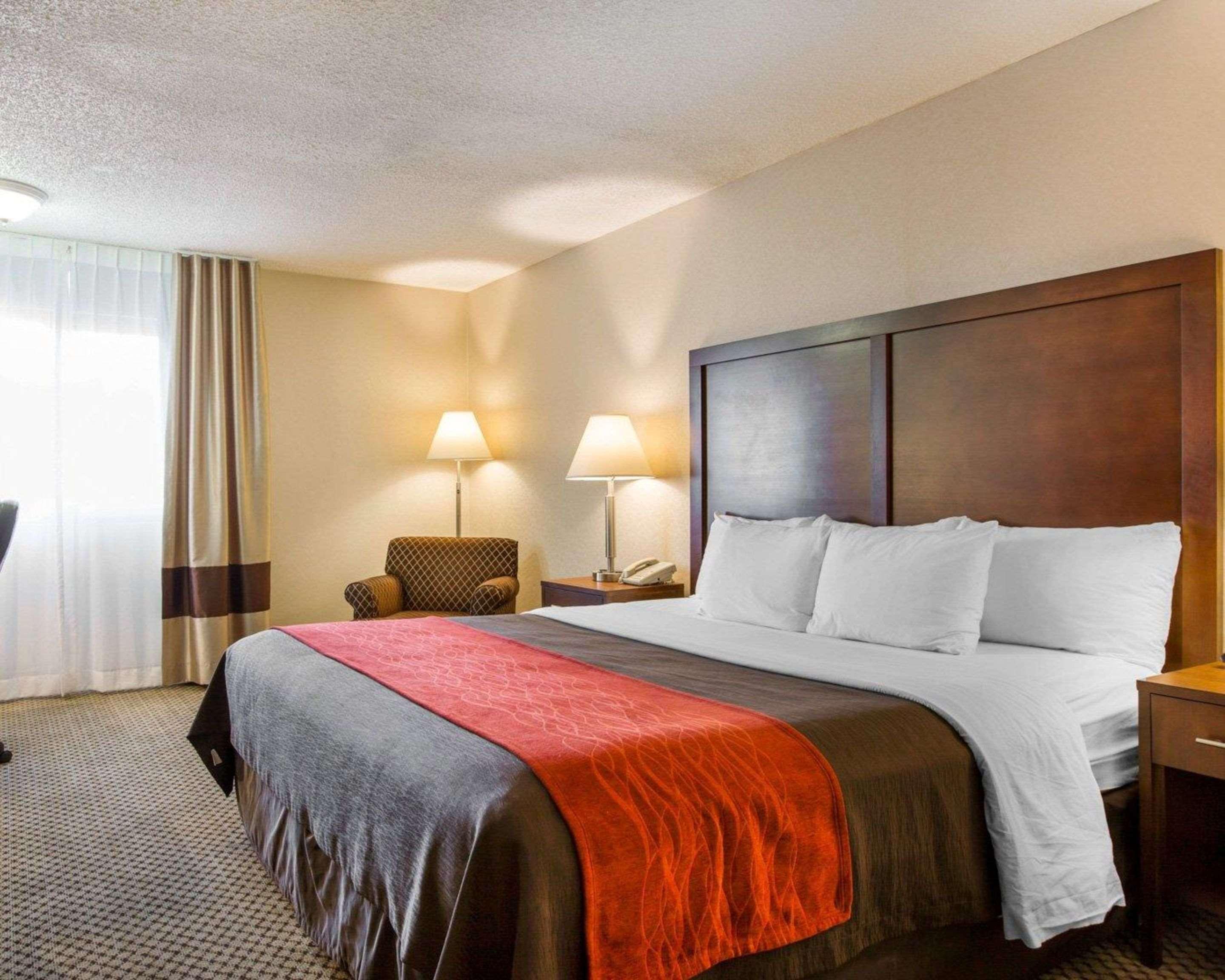 Comfort Inn & Suites Moreno Valley Near March Air Reserve Base Exteriör bild