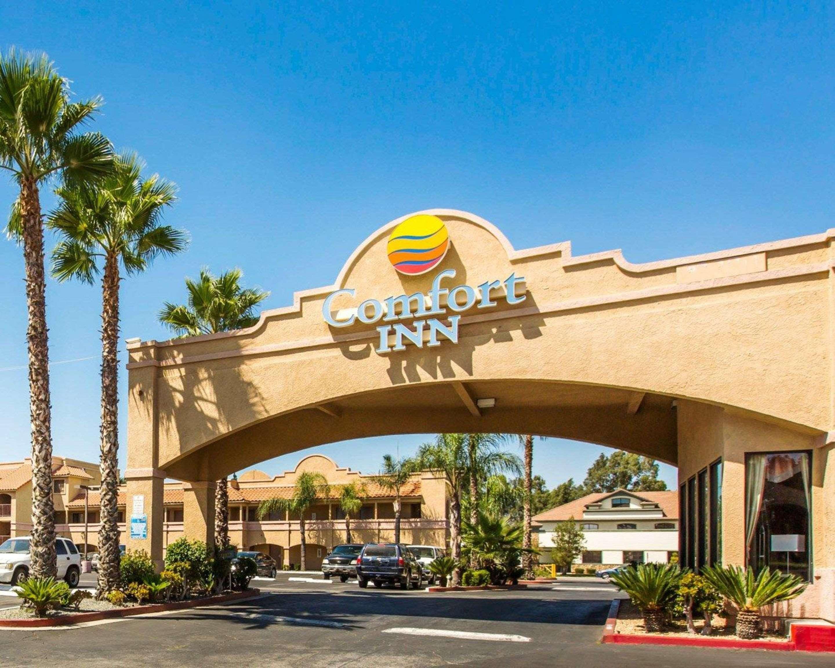 Comfort Inn & Suites Moreno Valley Near March Air Reserve Base Exteriör bild