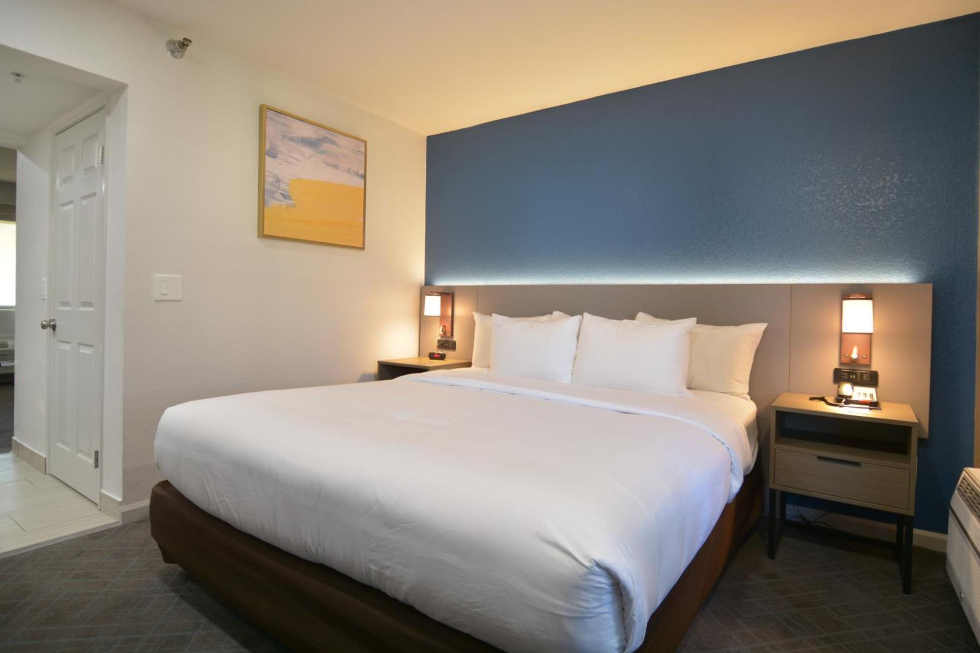 Comfort Inn & Suites Moreno Valley Near March Air Reserve Base Exteriör bild