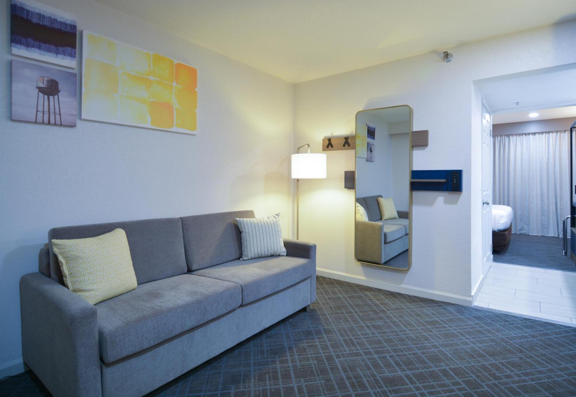 Comfort Inn & Suites Moreno Valley Near March Air Reserve Base Exteriör bild